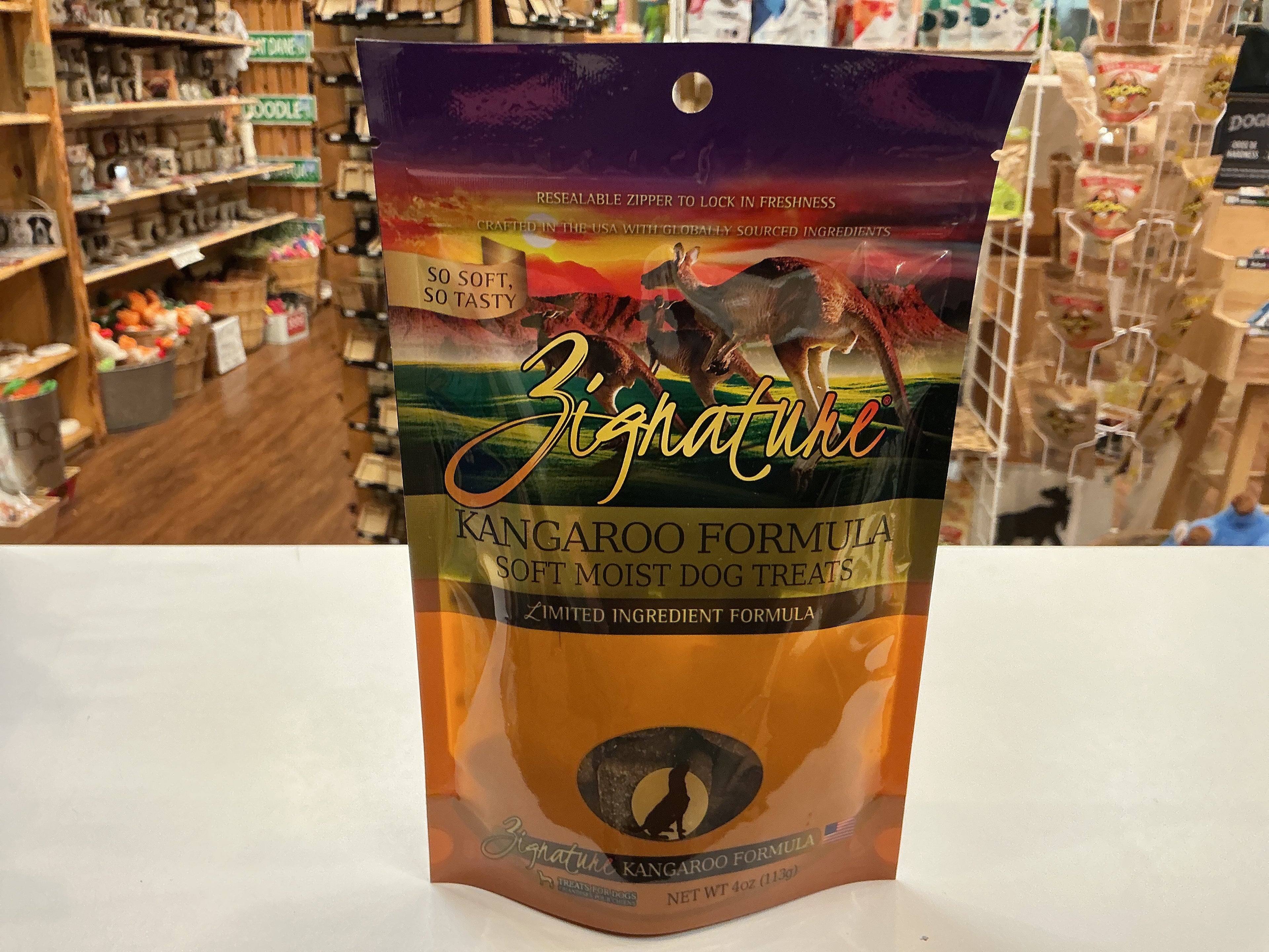 Kangaroo soft moist treats 4oz.